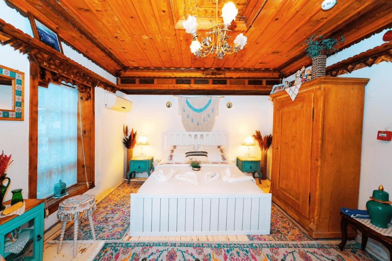 Ramise Hanim Mansion Sirince ภายนอก รูปภาพ